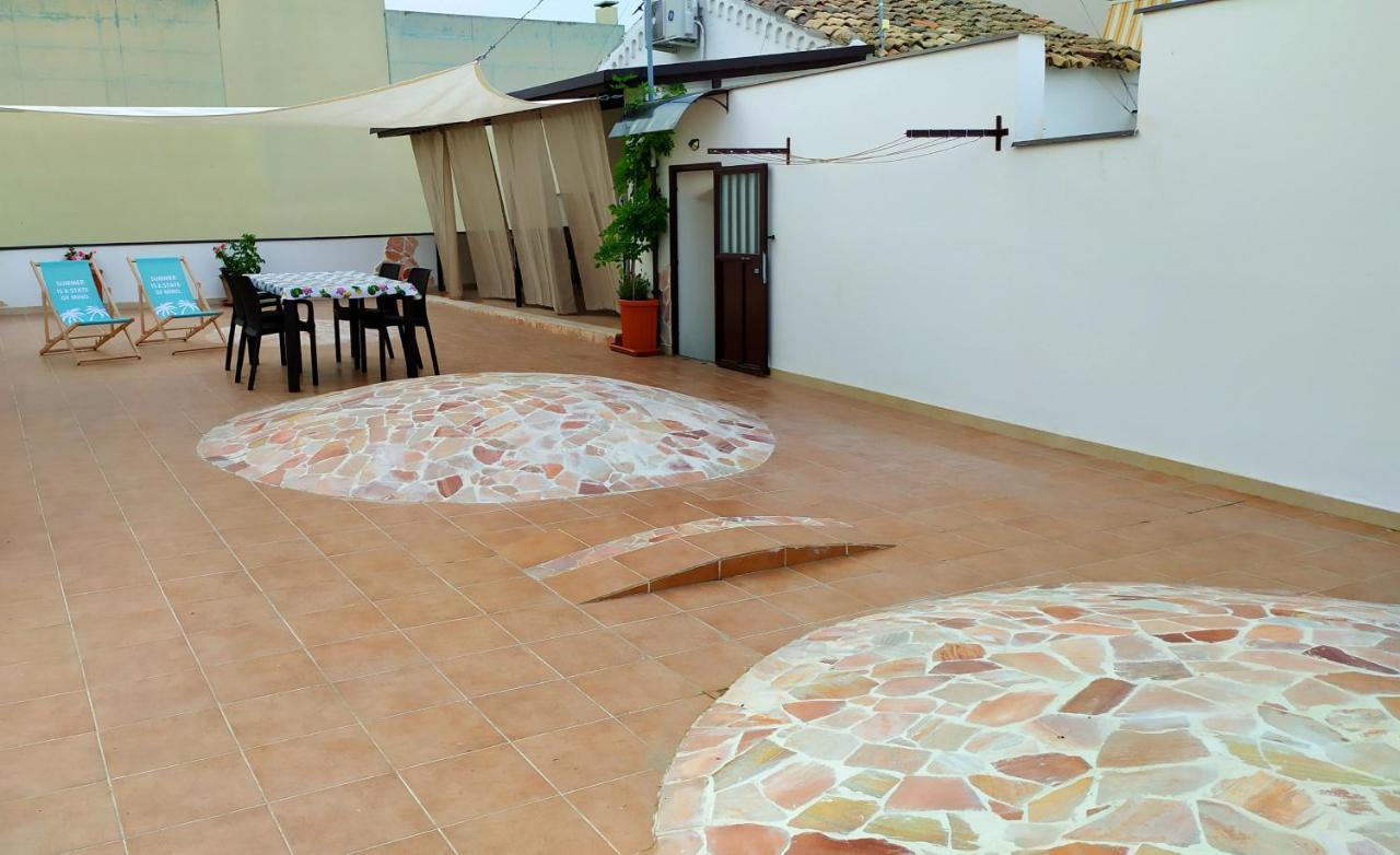 Dimora Storica A Canosa Di Puglia Buitenkant foto